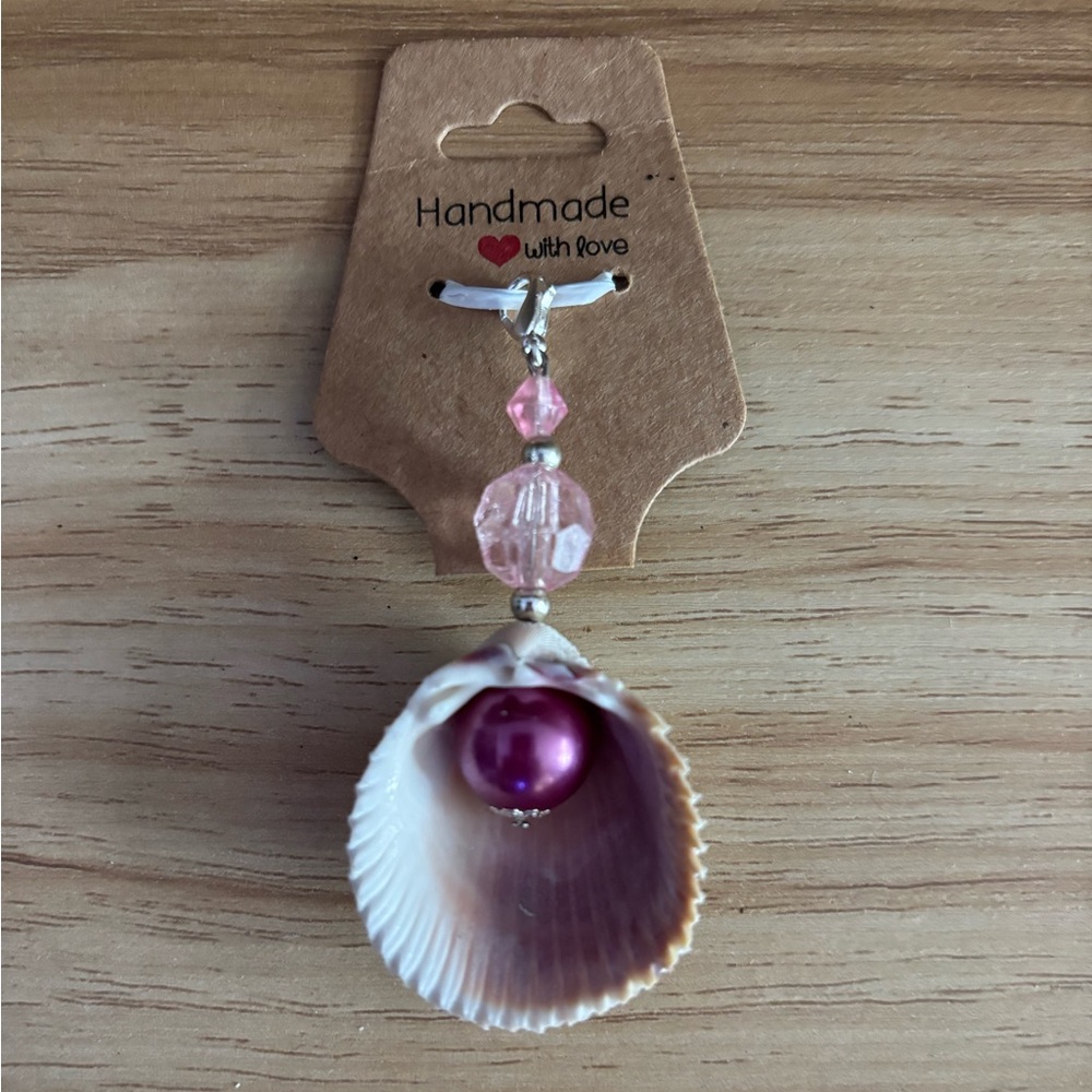 Handmade Shell and Bead keychain